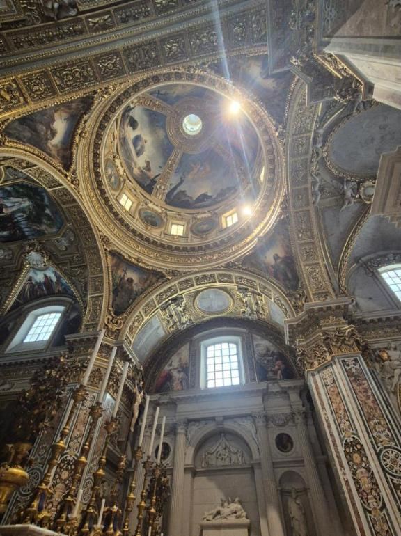 Painted dome inside